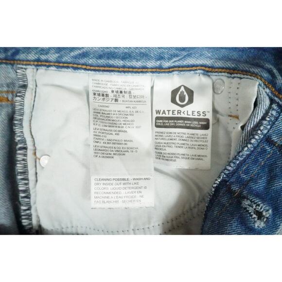 Levi's Women's Premium Wedgie Icon Fit Jeans size 31 - Picture 7 of 9